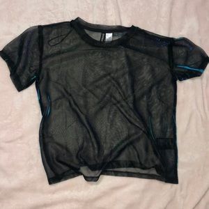 Mesh tee